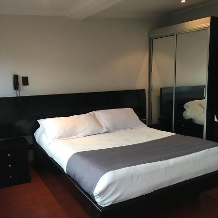 Hotel Ejecutivo Embajada Богота Екстер'єр фото